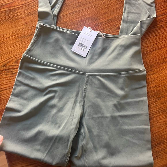 Freefly Apparel Women's All Day Legging in green new with tags - Picture 7 of 9